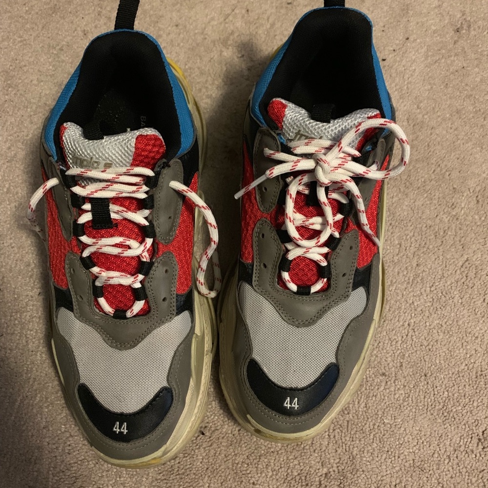 Balenciaga triple s